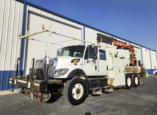 International Truck #7500-SBA-6X4, crane, 61' 8" lift height, Navistar diesel engine, Eaton 8vel