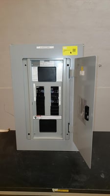 250 Amp. Siemens, P1, Panelboard, (3) Breakers, 3 Phase, 4-Wire, 480Y/277 V