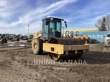 Caterpillar CS54B, Vibratory Single Drum Smooth, 3875 hours, S/N: CS500838, 2019