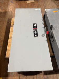 400 Amp. Eaton, TH4325, Fusible Safety Disconnect Switch, 240V 3P 3PH Type 1