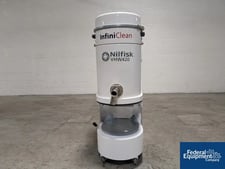 Nilfisk #VHW420, vacuum dust collector, 2.55 kw, 220 volt, p/n 4041200481, seral# 3820211500280, built 2021