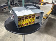 D-M-E #MFP-5G, 5-zone hot runner controller, 5 cards, 15 amps per card, includes cables