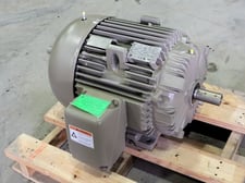 40 HP 3670 RPM General Electric 5KS324SAA114D3, Frame 324TS, TEFC, 575 Volts, new surplus