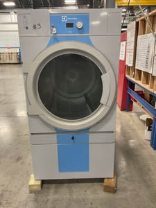82 Lb. Electrolux #T5675, Natural Gas Heated Dryer, 143400 BTU/hr., 1.4 kW, 120 V, 2014