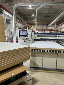 Gabbiani #GT-2-115, Rear Load Panel Saw, 30/3 HP, 4680 RPM, 3.15" shafts, 15.75" diameter blade, 7.87"