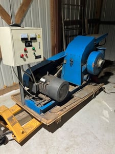 Meelkp #TFS-500, hammermill, 30 HP, 1000 Kg/hr., heavy-duty steel frame with integrated control panel, 2016