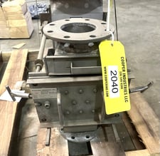 Industrial Magnetics Inc., Gravity Grate Magnet, Stainless, Self Cleaning Pull, 4.5" I.D. Inlet/Outlet, 9"