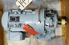 3 HP 1750 RPM Sumitomo #CHHMS3-6135YC-EPH2-43, Gear Drive w/Electric Motor, 43:1 Ratio, 3 Phase, 40.7 Out
