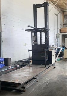 3000 lb. Crown #SP3580F, Lift truck Hi-Lo forklift Platform Order Pickup, 240" lift height
