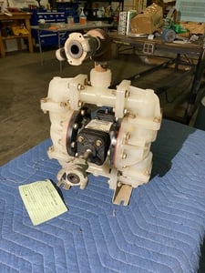Warren Rupp Sandpiper #SO7B1PIPPNS000, Plastic Diaphragm Pump, 100 psi, 2007
