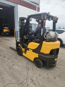 5500 lb. Yale Veracitor #60VX, LPG forklift, 3-stage mast, 48" forks, sideshift, fork positioner, 2015