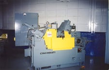 Cincinnati No. 220-8 Mdl. DE, centerless grinder, 4.75" diameter work capacity, 3" diameter work rest