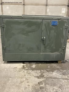 300.0 KVA Cooper Oil Filled Padmount Transformer Primary 13200- Secondary 480Y/277 Volt 3 Phase