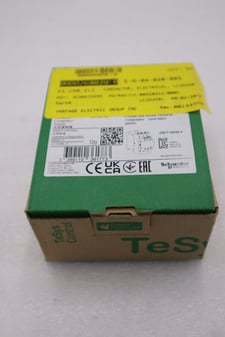 NEW OPEN BOX Schneider Electric Telemecanique LAD4TBDL Contactor 25A 24VDC G723A