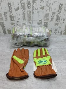 12 NEW Pair Boss Xtreme Goatskin Leather Gloves Oil Armor Finish ParaAramid Line