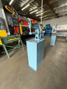 10 Ton, Roper Whitney #15, Hand Punch, 1" open, 10" throat, w/ 118 cabinet