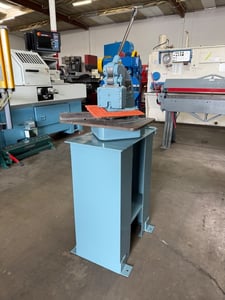 16 gauge x 6" x 6" Pexto #PS-66, Hand Corner Notcher, stand mount