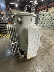 550 KVA 13200 Primary, 480 Secondary, Sunbelt, oil filled pole transformer, 1 Phase