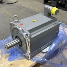 7.9 KW Siemens 1FT7105-1AC70-1BG1, AC servo motor, 346 Volts, IP65, 3 phase