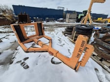 B & D Manufacturing #33200-200, tire changer, 8000 lb. max.