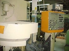 Heald #1CF-90, internal bore grinder, 4.5" O.D. x 2" L work capacity, 8" table travel, 30 deg. Swivel, 10 HP