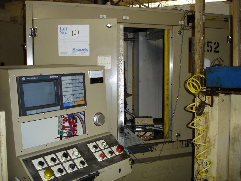 Heald #1EF-70, internal bore grinder, 4.5" O.D. x 3" L work capacity, 7" table travel