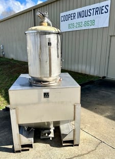 Premier, 32 cu.ft. Stainless portable vacuum receiver hopper with vacuum pick up wand & hose