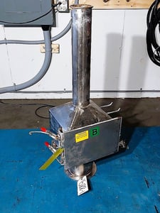 Lump catcher with cleanout port, 4.5" OD inlet, 6" ID outlet, 9" OD outlet flange