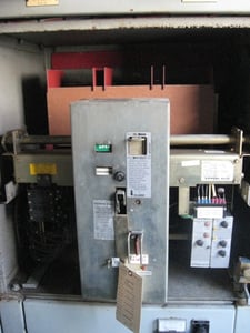 3200 Amp, Siemens-Allis, LA3200A, 480 Volts, electrically operated, drawout, 120 VAC, L, S