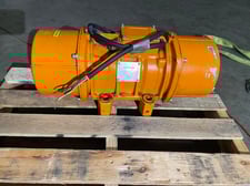 Carman #CD9-2810, bin vibrator, 1.25 HP, 900 RPM, 40&deg;C, 230/460 V.