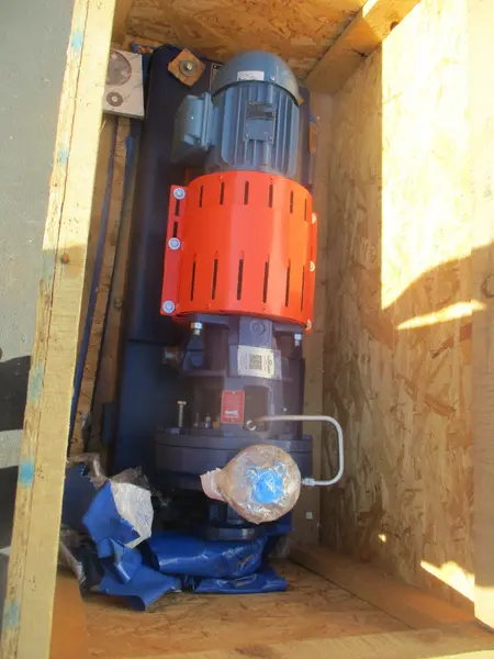 RuhRPumpen #CPO-L, Ansi process pump, Size 1.5x1x8, 2 HP, OH1 open impeller