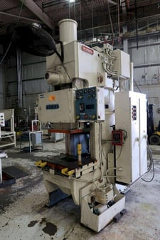 60 Ton, Niagara #E60, OBI press, 6" stroke, 18" Shut Height, 3" ram adj., 32" x21"bed, 90 SPM, air clutch &