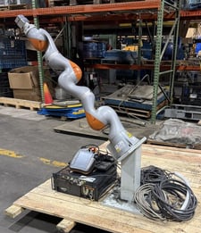 Kuka #LBR-IIWA-14-R820, Industrial Robot/Cobot, 7 axis, 32.3" reach, 14kg 30.9"lb. payload, Sunrise Control,
