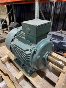 29/15 HP 3645/2980 RPM Leeson #103318.60, 200/400 Volts, 3. phase