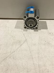 Univer Visor cylinder W1000500025, new