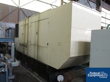 500 KW Generac #4046650100, Genset, 1800 RPM, 625 KVA, 600 Volts, tank mount, enclosure, 300 hours, 2004