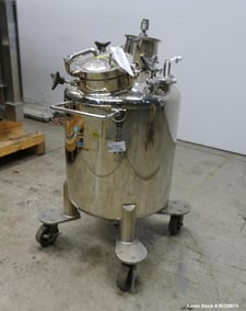 53 gallon Lee Industries #200-LDBT, Pressure Mix Tank, 316L Stainless Steel, 200 L, 26" diameter x 24"
