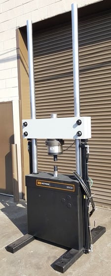 22 KIP (100kN), Instron #8502, fatique testing load frame, 26" x 12" table, 2 columns, 26" btwn columns