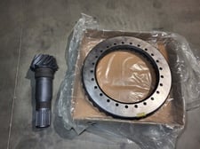 Komatsu #427-22-21200, pinion assembly, new surplus