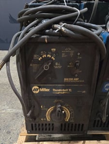 Miller thunderbolt xl 300 arc welder used 200/300 amp power source