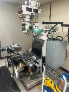 Accupath II #AC-3S, CNC vertical mill, 160-5600 RPM, 2-Axis, rotary table, Kurt vise, 2007