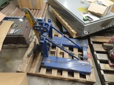 Vestil, forklift drum grabber, 1000 lb. capacity, with fork pockets