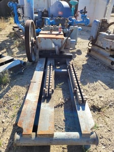 28 GPM @ 5000 psi, National Oilwell #A-324, triplex injection pump