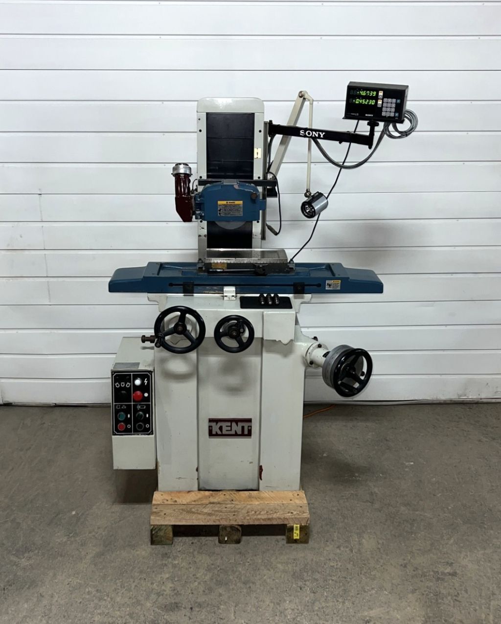 8" x 16" Kent #KGS-200, horizontal reciproc table surface grinder, 8" dia. x 1" W x 1.25" bore wheel, 2850