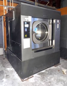 225 Lb. Continental Girbau #EH255I21021110201, Open Pocket Washer Extractor, 208-240 V., Inteli Control, 2017