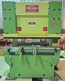 45 Ton, Dreis & Krump #HPB-4015, Hydraulic Press Brake, 4.9' L Bed, 6" Stroke, 3.75' between housings, 12"