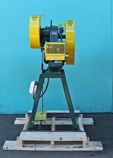 2" x 2" x 1/4" Rogers #Bantam, Ironworker, 10 Ton capacity, 3.7" Shut height, 1/2" Punch Hole thru 1/4"
