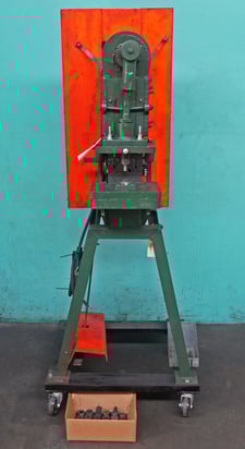 2" x 2" x 1/4" Lehman/Rogers #10, Press Shear, 18 Ton, 2" Stroke, 6.5" Shut Height