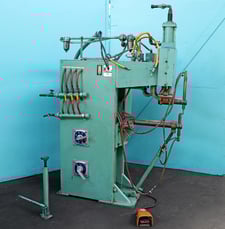 100 KVA Lodge & Shipley #P-50, Spot Welder, 18"/24" Throat, 5" diameter Cylinder, 1.25" diameter Holder, 460