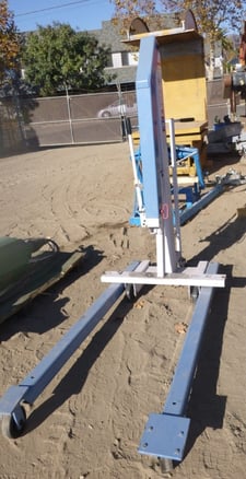 2200/1650 lb. OTC Tools & Equipment, Heavy Duty Floor Crane, 107" H boom retracted & 117" H boom extended